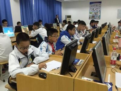 智慧与挑战！2017年西湖区中小学生科技节智能机器人比赛成绩出炉